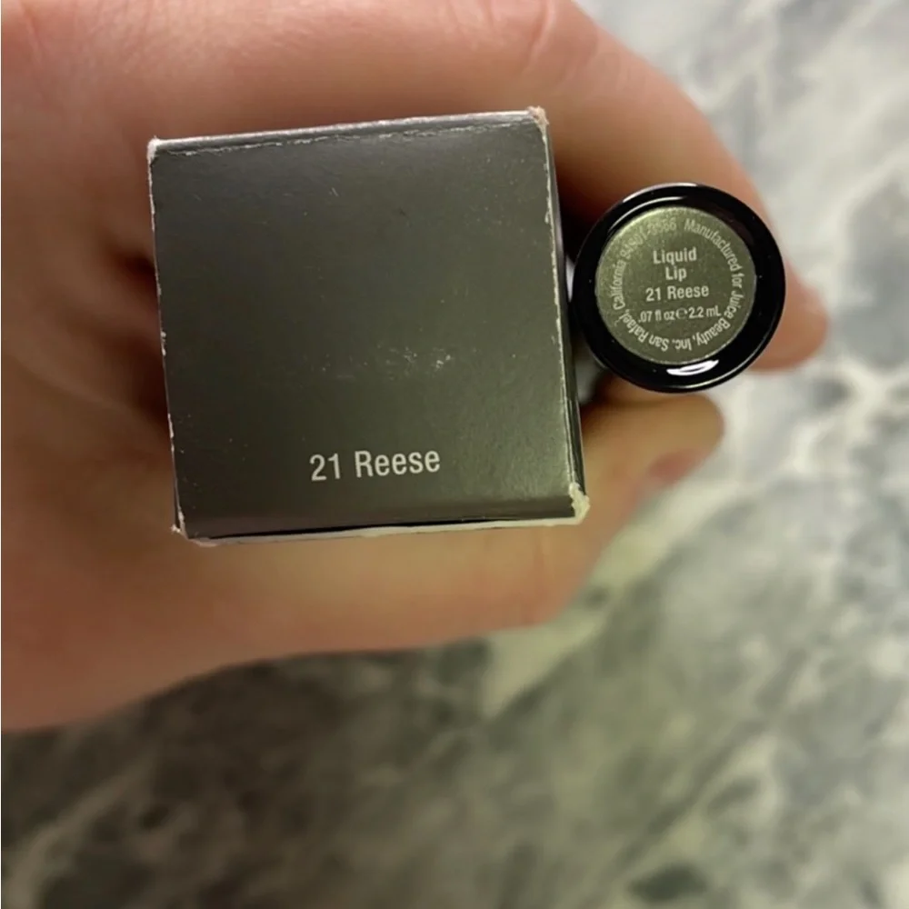 Juice Beauty Liquid Lipstick‎ Reese